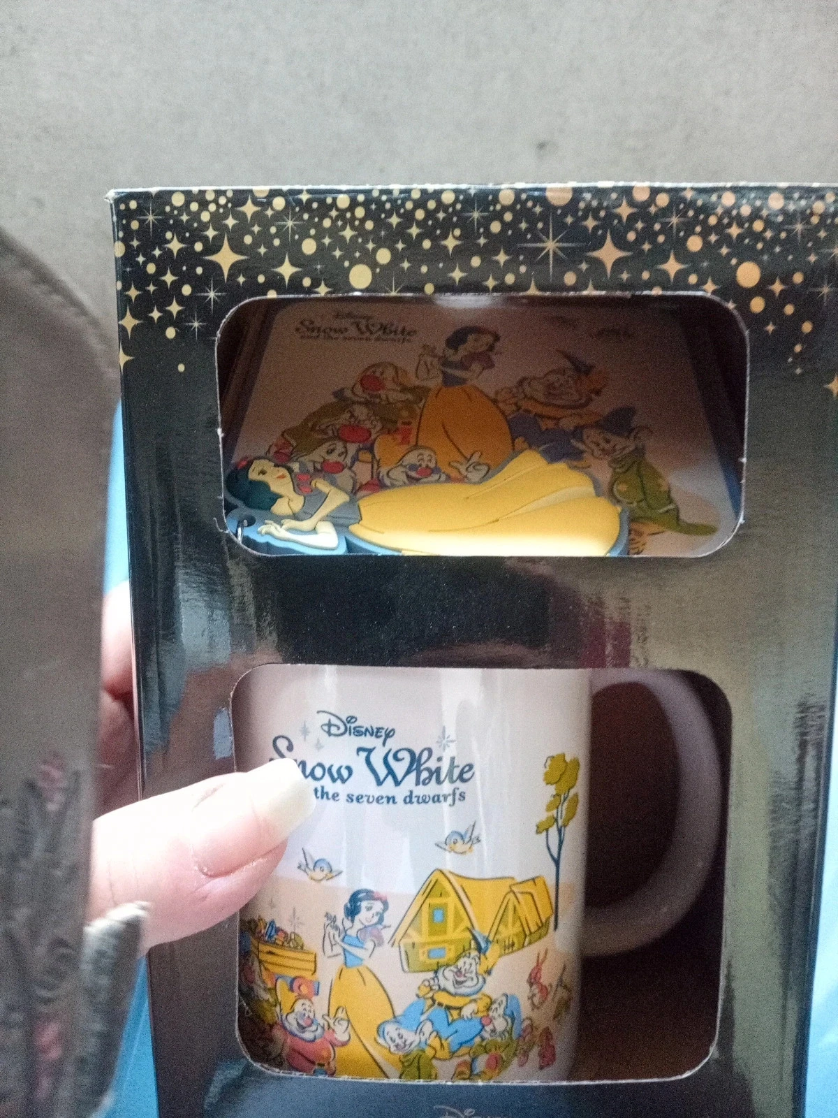 Set de regalo Disney Princesa Blancanieves (Taza, Posavasos, Llavero) – photo 12
